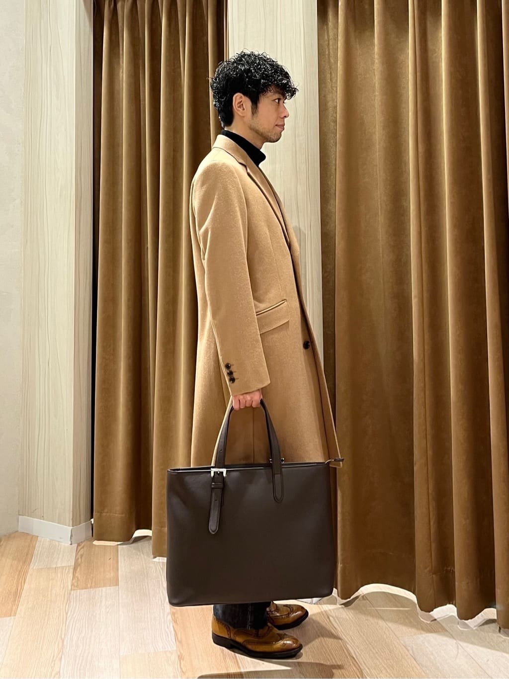 URAさんの「TAKEO KIKUCHI｜ウールカシミヤブレンド チェスターコート」を使ったコーディネート