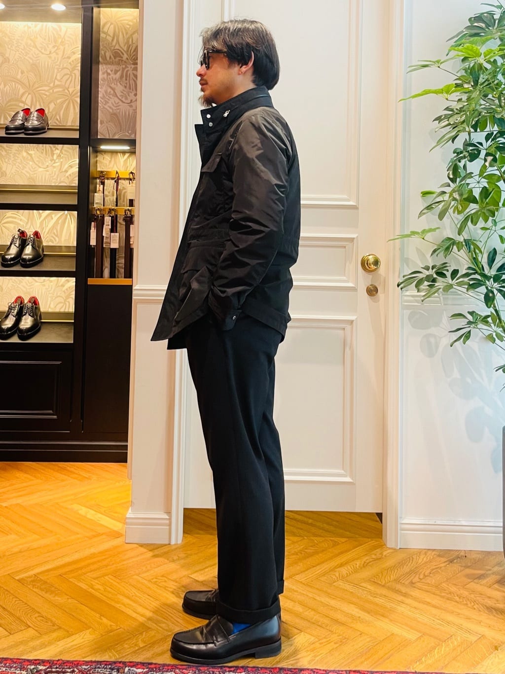 鶴田大士さんの「DRESSTERIOR｜【撥水加工/Safari5月号掲載】ローファー」を使ったコーディネート