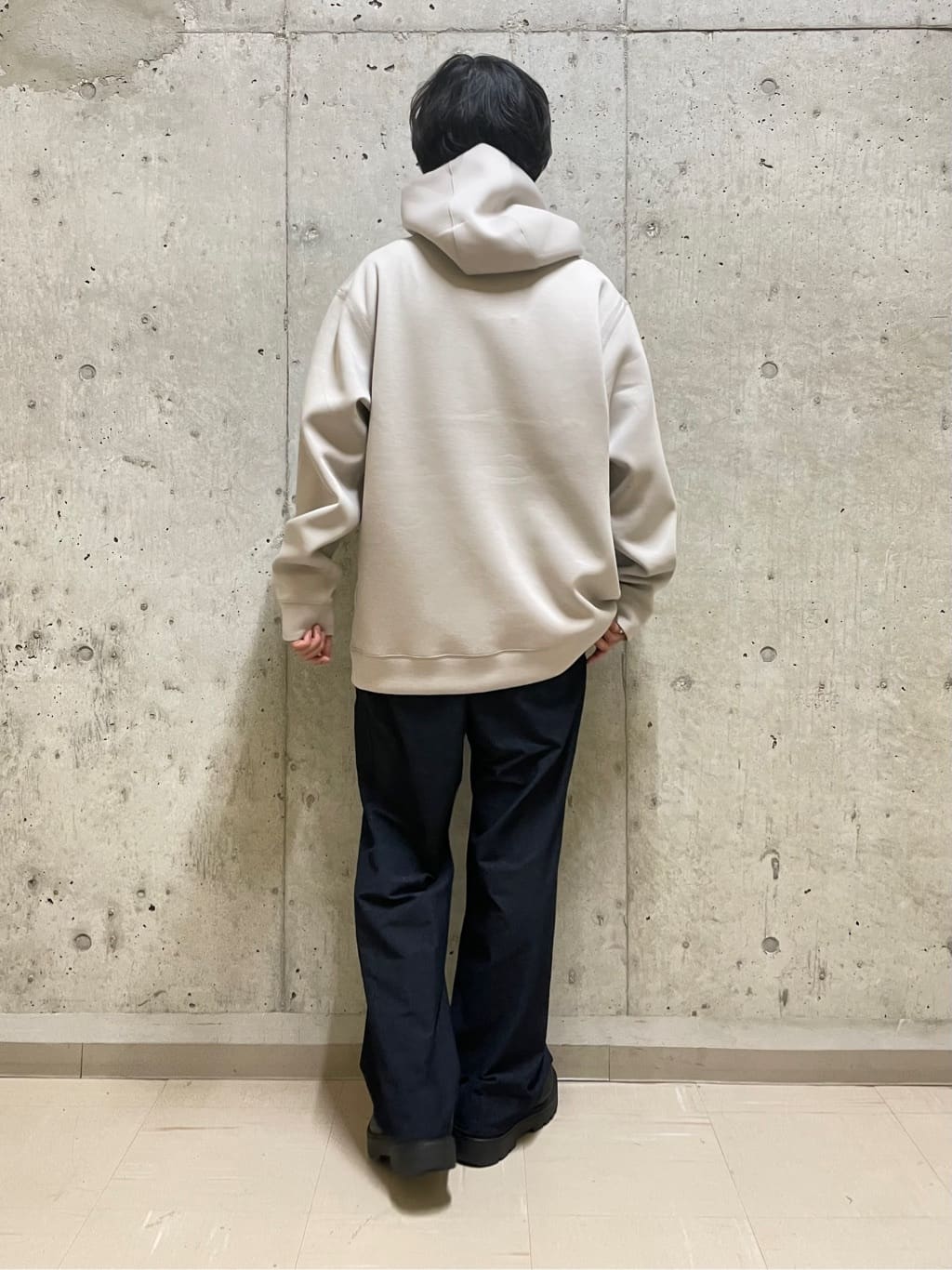 すずきさんの「TAKEO KIKUCHI｜【Sサイズ～】エアダン プルオーバー パーカ」を使ったコーディネート