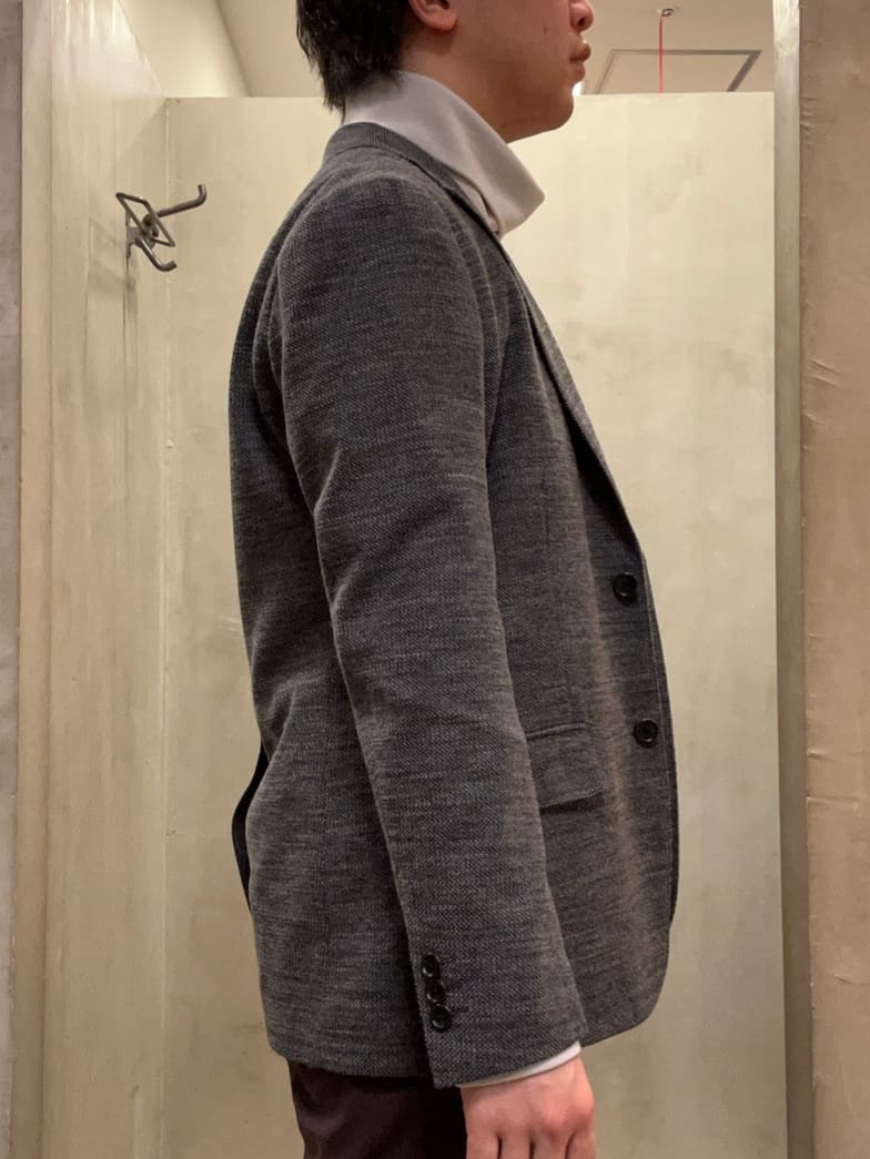 コウノ モトヤさんの「TAKEO KIKUCHI｜【Made in JAPAN】播州織 ストレッチ パンツ」を使ったコーディネート