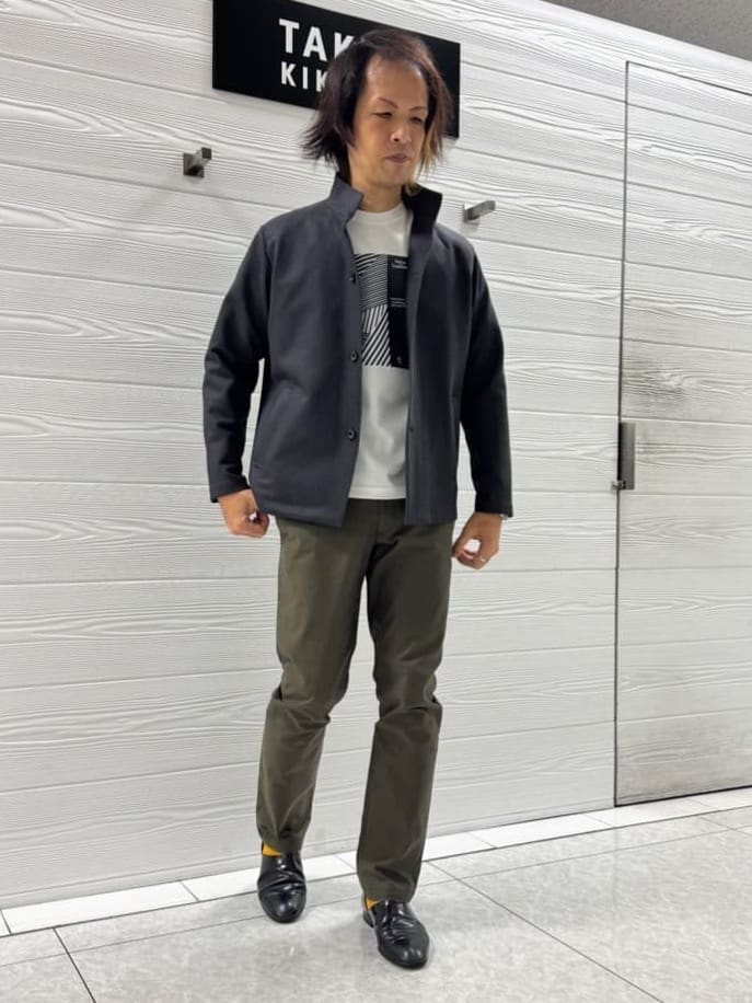 井出恭輔さんの「TAKEO KIKUCHI｜【DOWN FABRIC】ダウンファブリック スタンドカラーブルゾン」を使ったコーディネート
