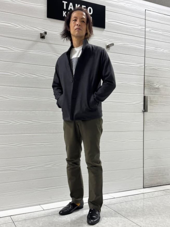 井出恭輔さんの「TAKEO KIKUCHI｜【DOWN FABRIC】ダウンファブリック スタンドカラーブルゾン」を使ったコーディネート