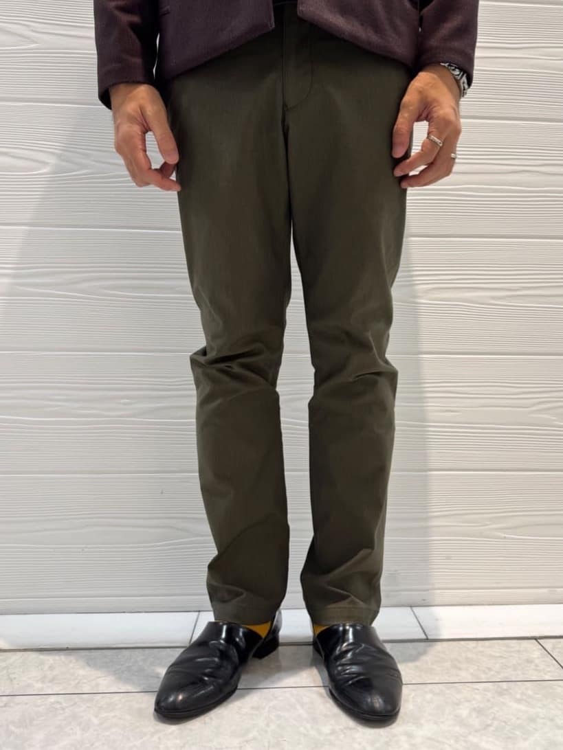井出恭輔さんの「TAKEO KIKUCHI｜【DOWN FABRIC】ダウンファブリック スタンドカラーブルゾン」を使ったコーディネート