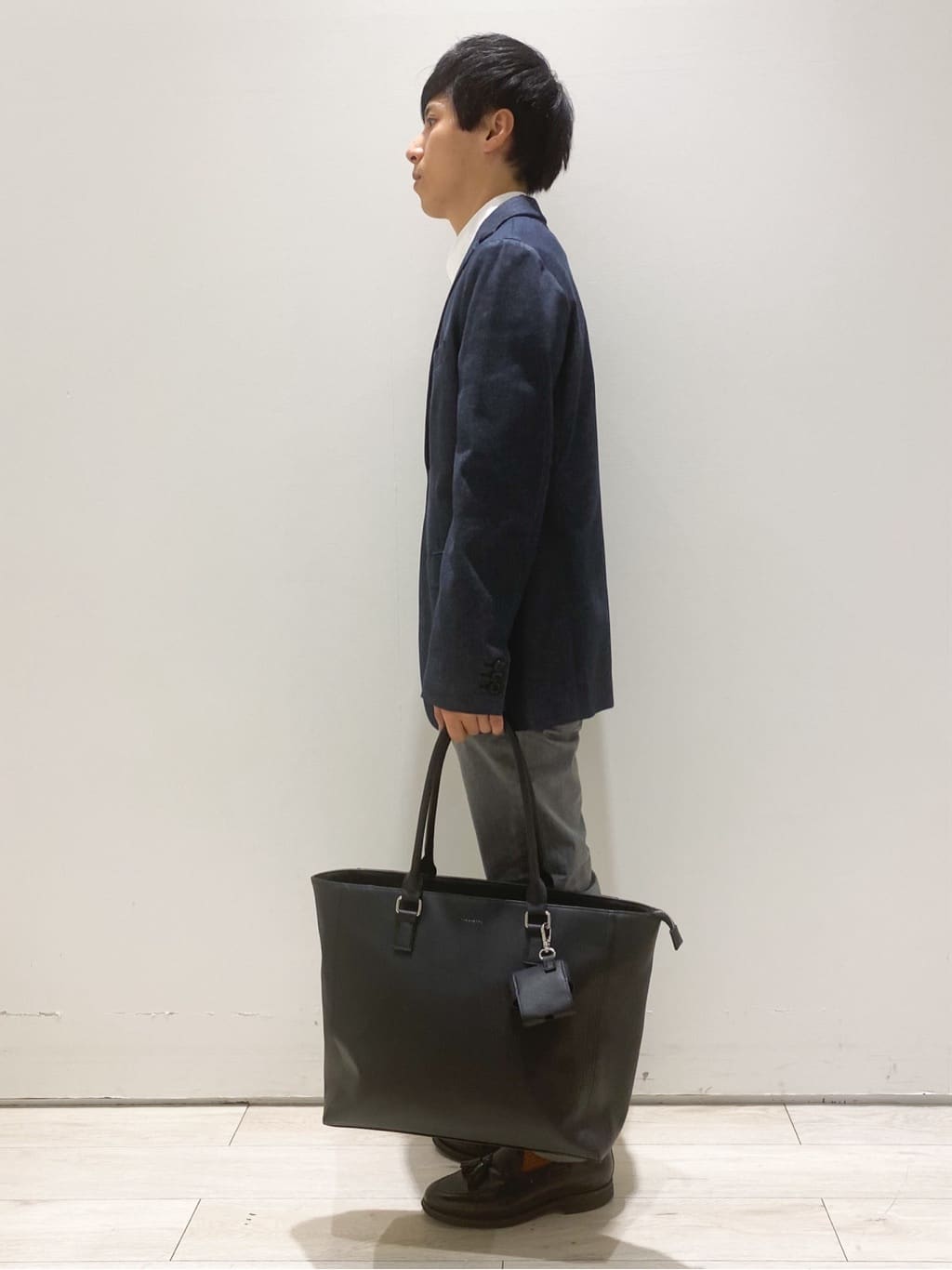 Ichiさんの「THE SHOP TK｜【ご好評につき再入荷！！】合皮トートバッグ イヤホンケース付き/A$収納可/PCスリーブ付き/ビジネ」を使ったコーディネート