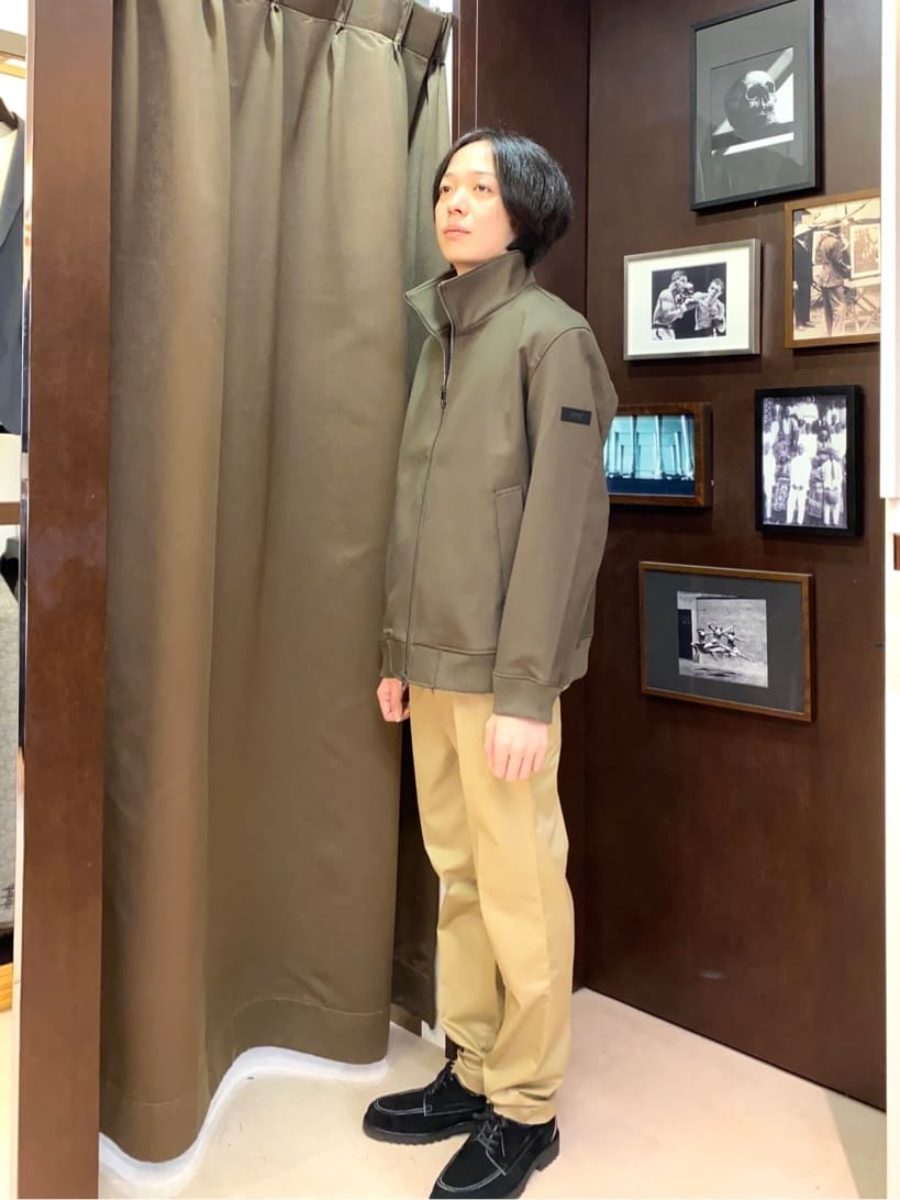 コバヤシさんの「TAKEO KIKUCHI｜【オフィスカジュアル対応】ドレス チノパンツ」を使ったコーディネート