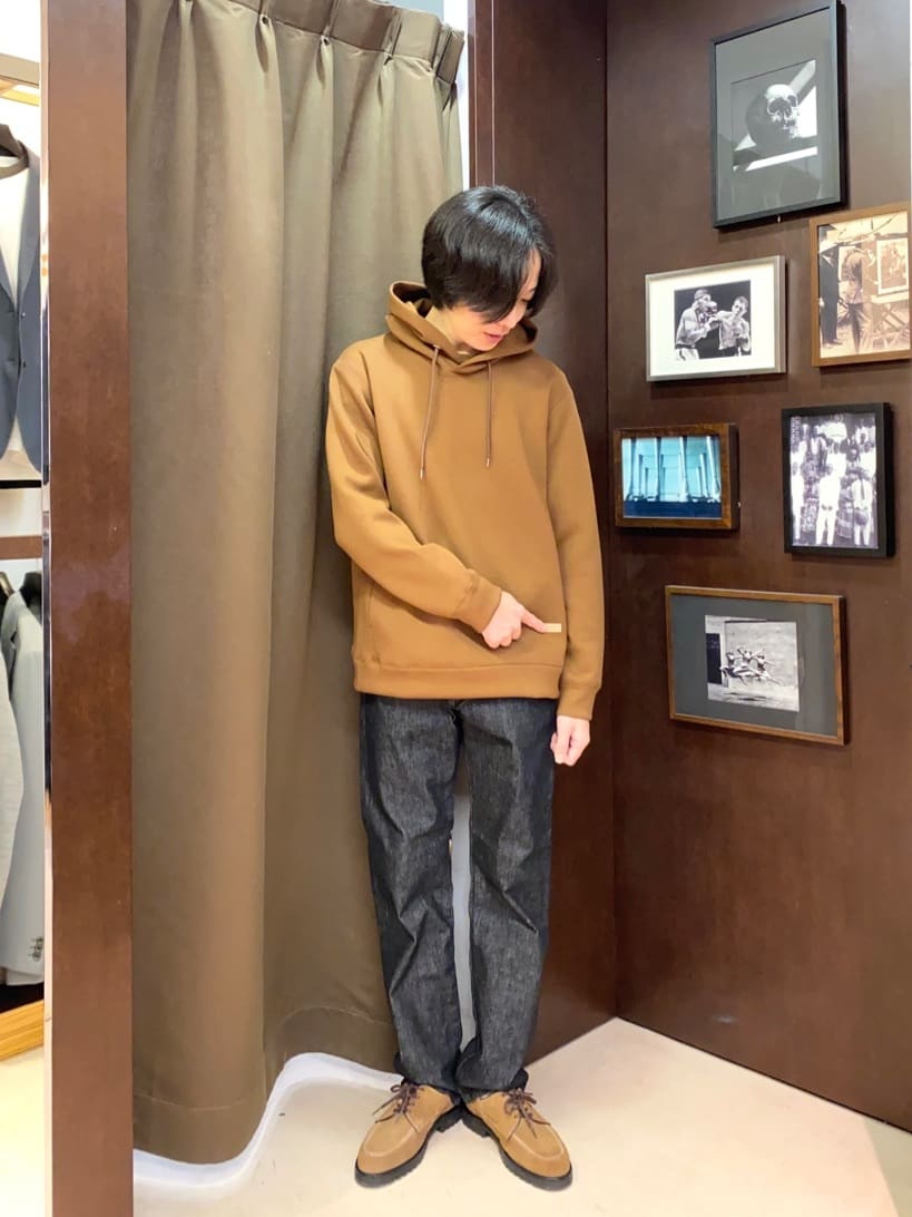 コバヤシさんの「TAKEO KIKUCHI｜【モンスターストレッチ】日本製 ワンウォッシュ デニムパンツ」を使ったコーディネート