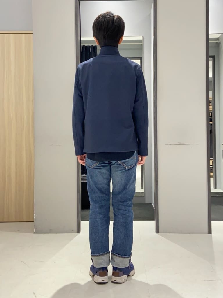 わいずみさんの「TAKEO KIKUCHI｜【DOWN FABRIC】ダウンファブリック スタンドカラーブルゾン」を使ったコーディネート
