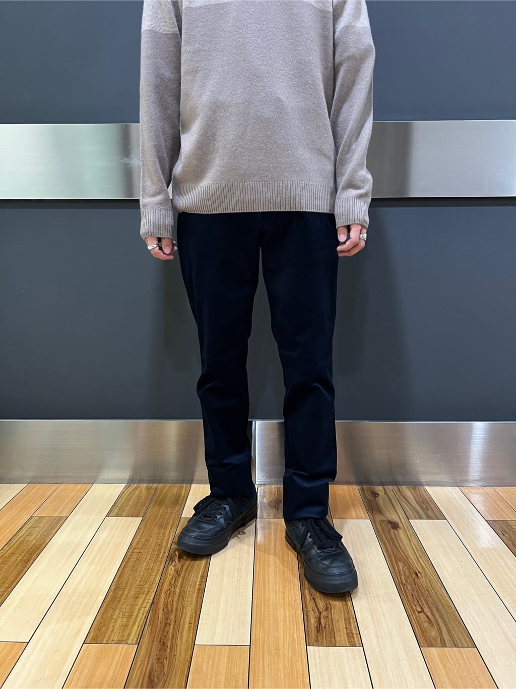 yutoさんの「TAKEO KIKUCHI｜【DOWN FABRIC】ダウンファブリック スタンドカラーブルゾン」を使ったコーディネート