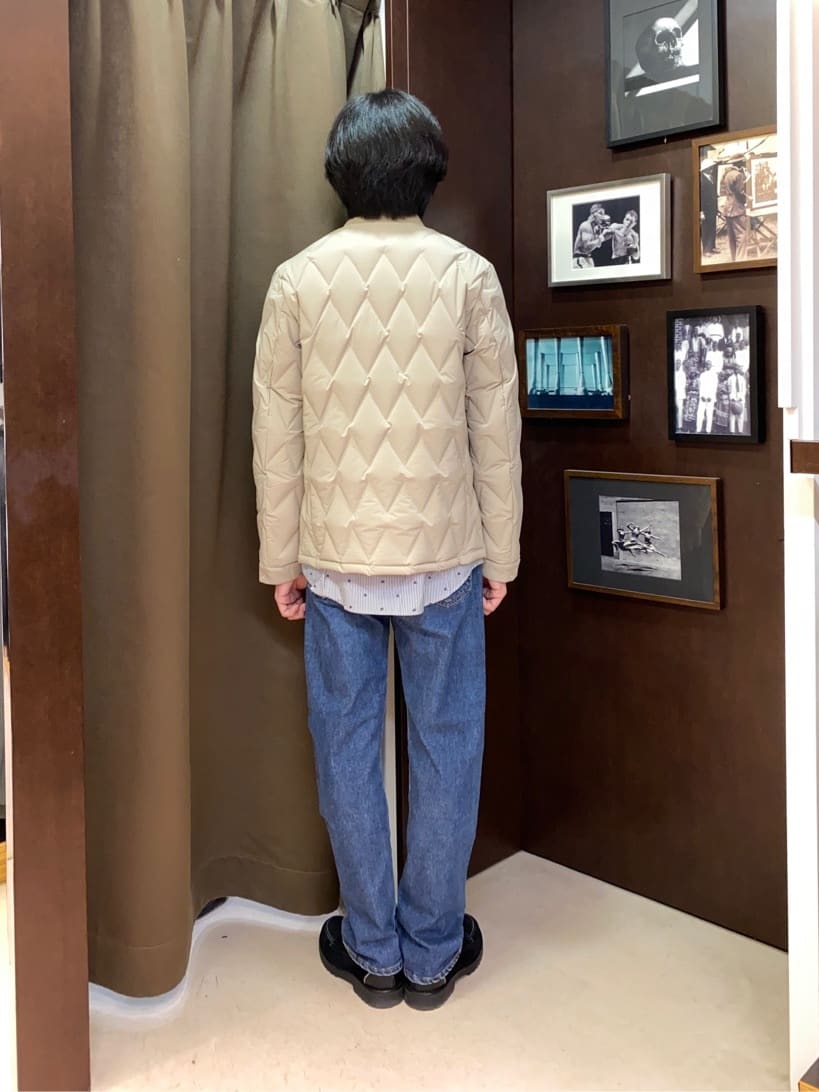 コバヤシさんの「TAKEO KIKUCHI｜ハットモチーフ ジャカード ストライプ シャツ」を使ったコーディネート