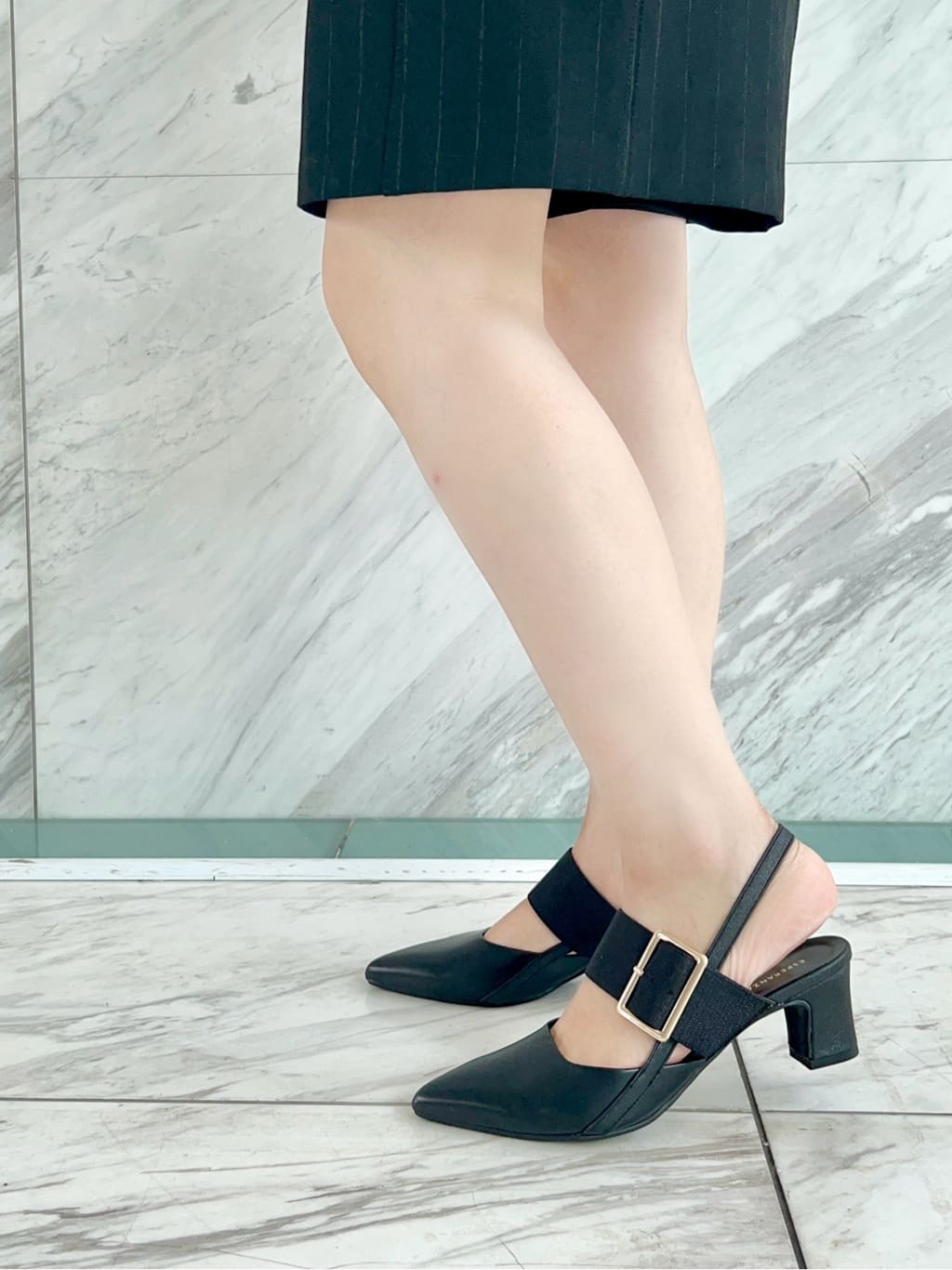 ayaさんの「ESPERANZA｜バックルベルトバックストラップパンプス」を使ったコーディネート