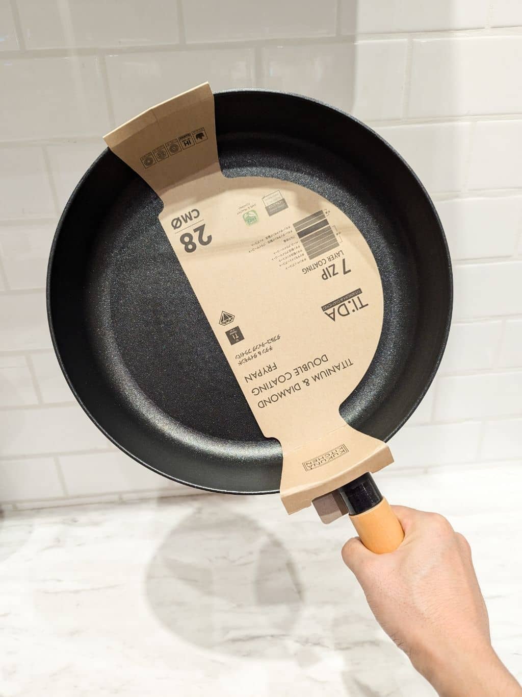 シモさんの「212 KITCHEN STORE｜チタン＆ダイヤモンドＷコーティング マルチパン28cm GY ＜TI：DA ティーダ＞」を使ったコーディネート