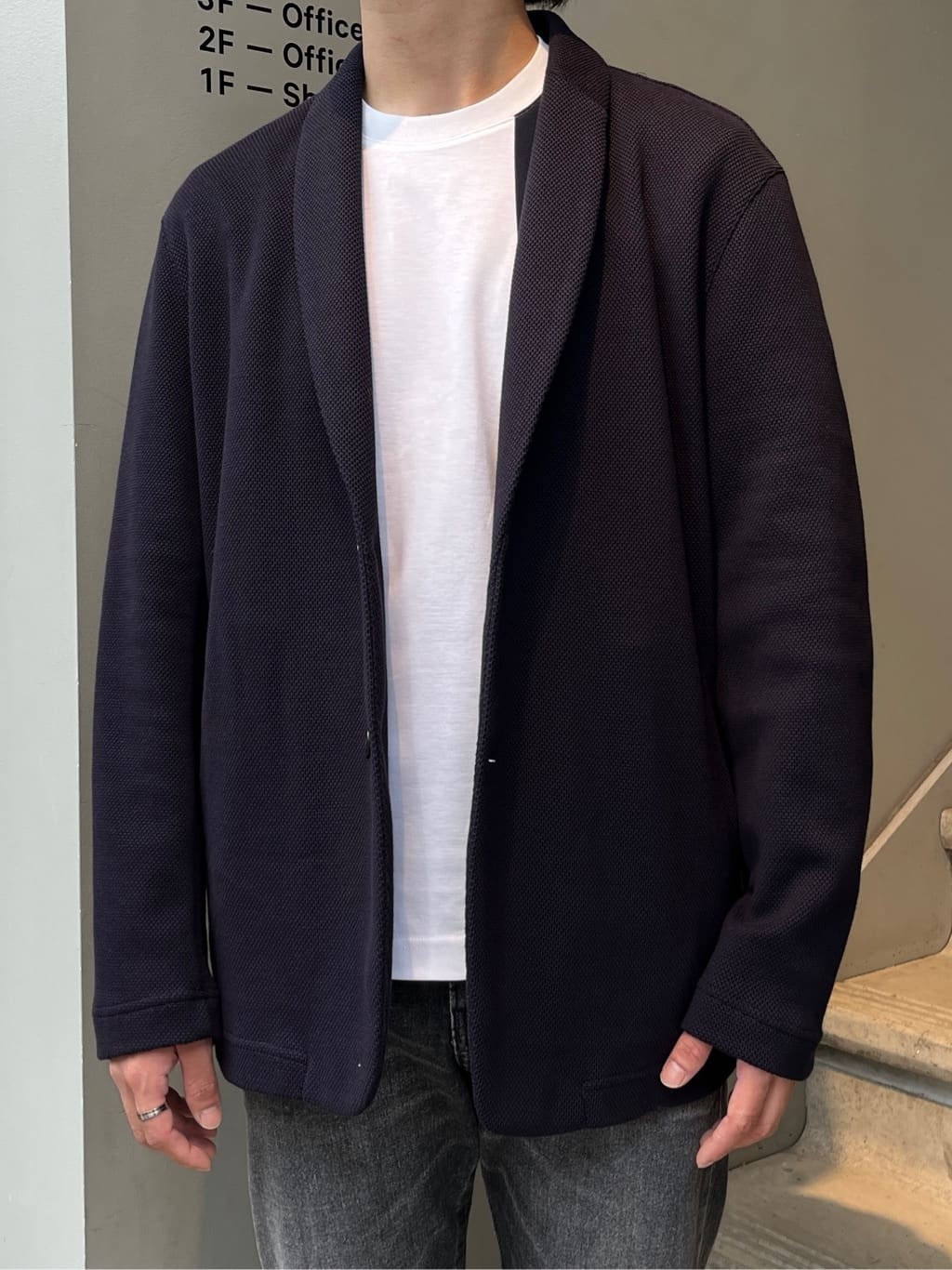 Namikiさんの「TAKEO KIKUCHI｜【モンスターストレッチ】日本製 ウォッシュド デニムパンツ」を使ったコーディネート