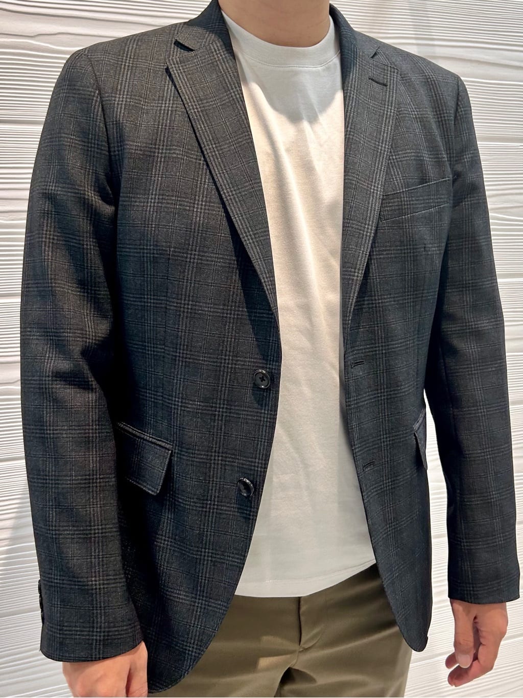すーさんの「TAKEO KIKUCHI｜【オフィスカジュアル対応】ドレス チノパンツ」を使ったコーディネート