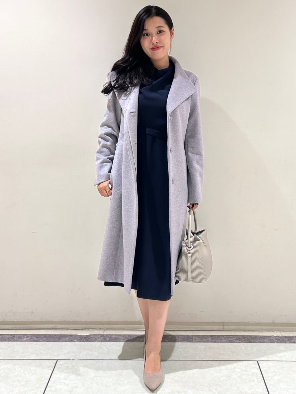 Momokaさんの「COUP DE CHANCE｜【カシミヤ混／日本製】スタンドウィングカラーコート」を使ったコーディネート