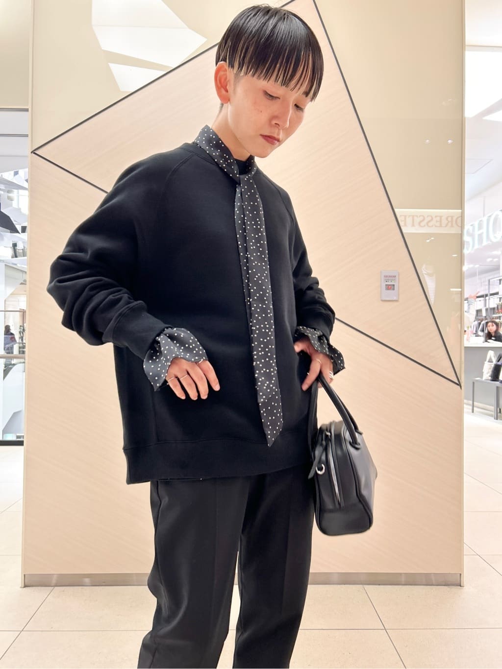 OCHIAIさんの「DRESSTERIOR｜【干場義雅&times;DRESSTERIOR】バックフリース プルオーバー」を使ったコーディネート