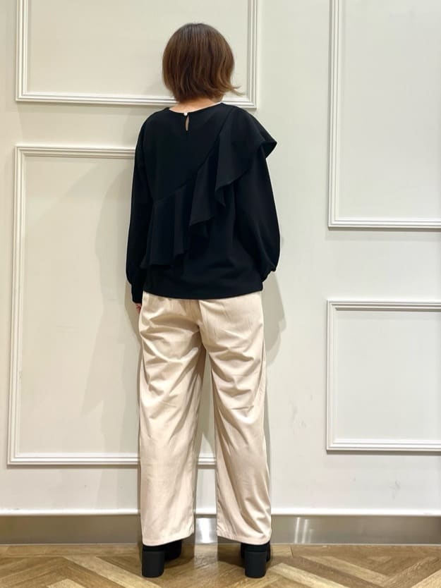 SOさんの「SHOO･LA･RUE｜」を使ったコーディネート