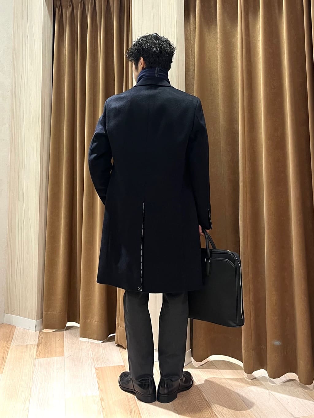 URAさんの「TAKEO KIKUCHI｜ウールカシミヤブレンド チェスターコート」を使ったコーディネート