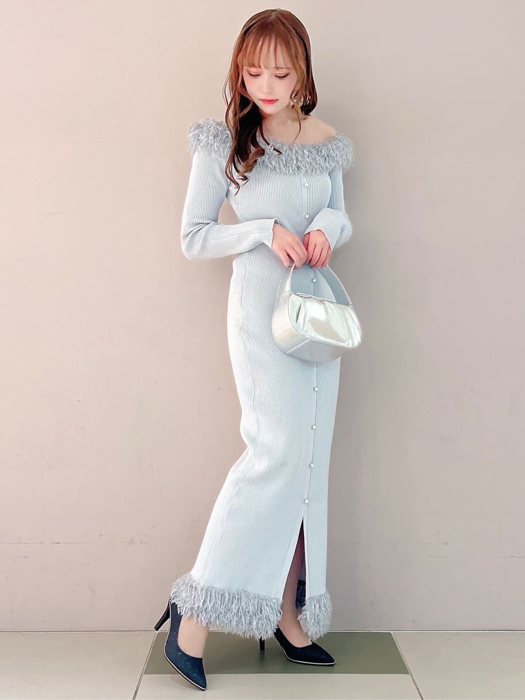このかさんの「ESPERANZA｜【12時間パンプス】約8.5?／ラメ素材　歩きやすくて疲れにくい」を使ったコーディネート