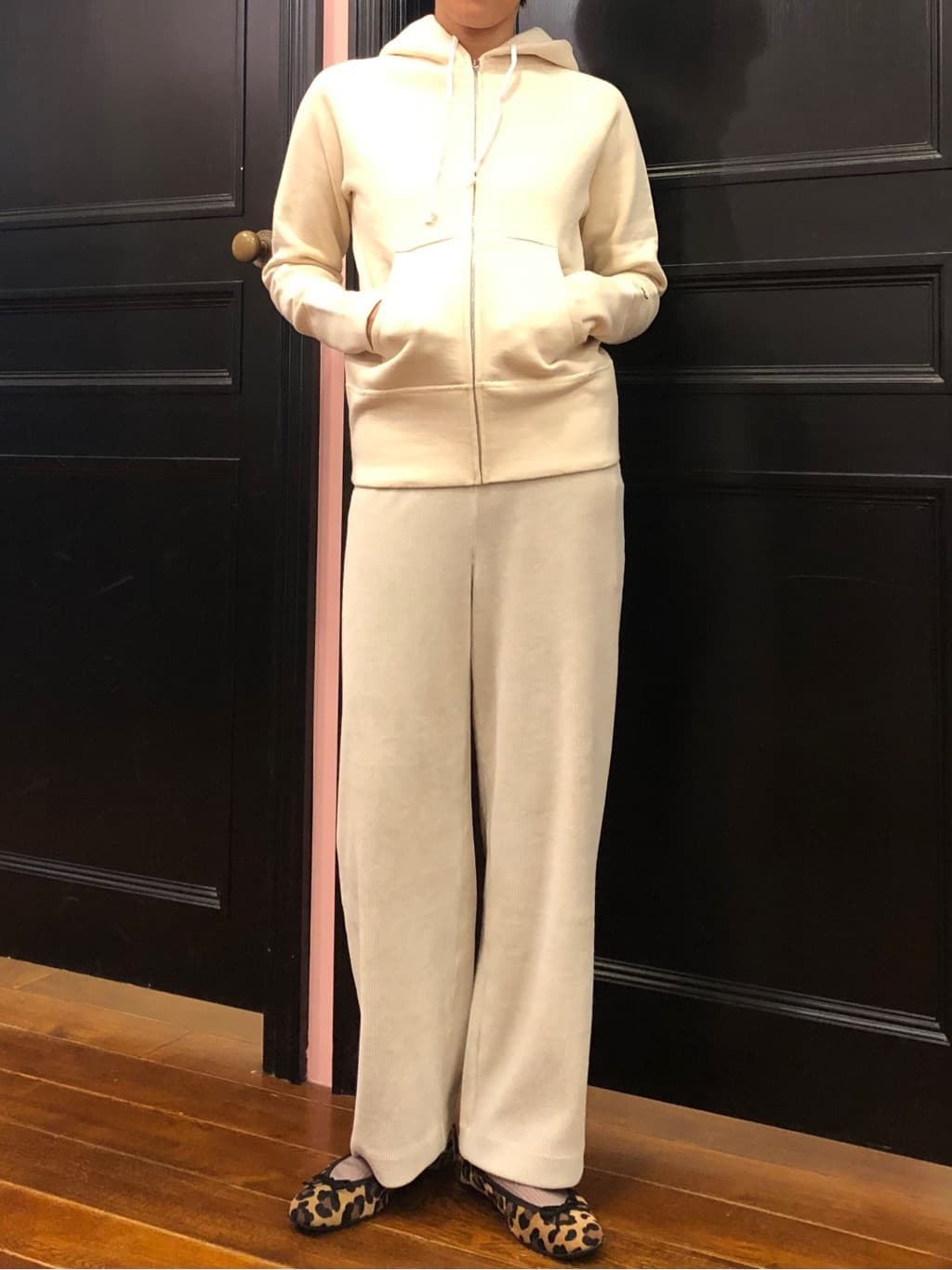 OGATAさんの「DRESSTERIOR｜デキシー吊裏毛ジップアップパーカ」を使ったコーディネート