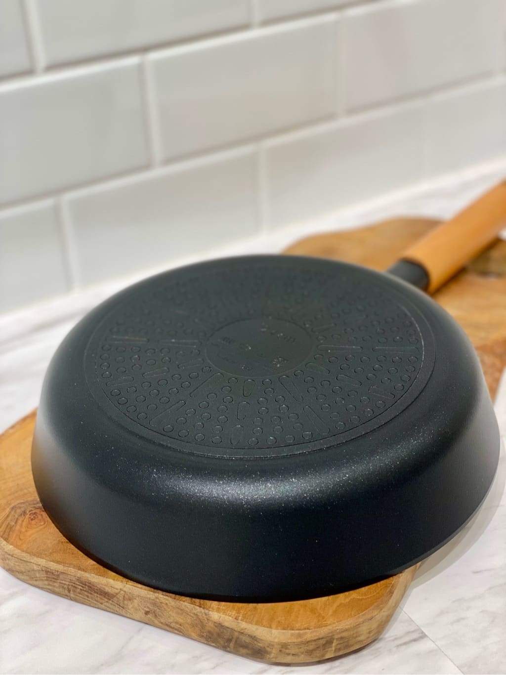 むうさんの「212 KITCHEN STORE｜チタン＆ダイヤモンドコーティング フライパン 24cm ＜TI：DA ティーダ＞」を使ったコーディネート