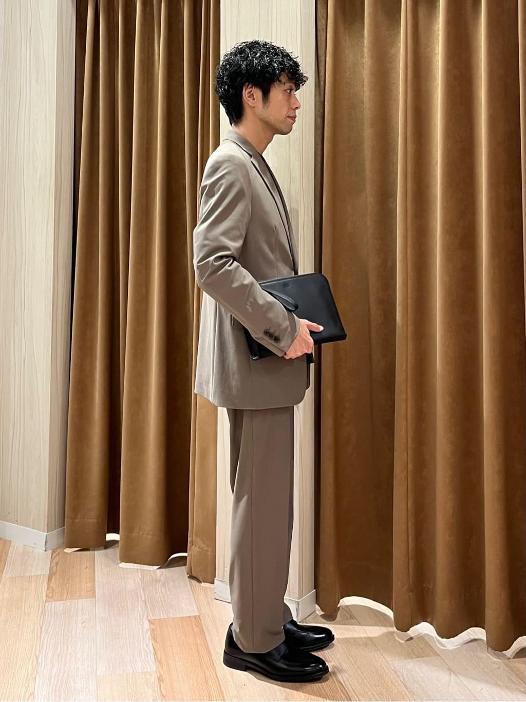 URAさんの「TAKEO KIKUCHI｜コインローファー」を使ったコーディネート