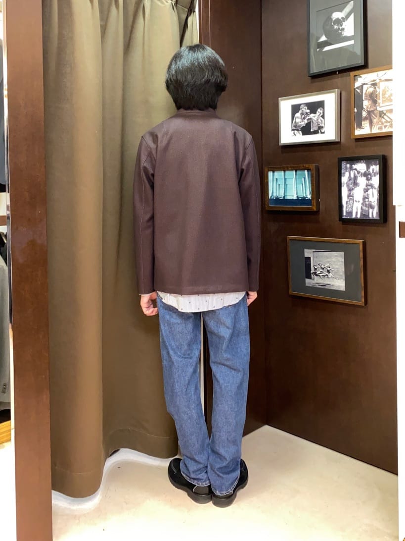 コバヤシさんの「TAKEO KIKUCHI｜ハットモチーフ ジャカード ストライプ シャツ」を使ったコーディネート