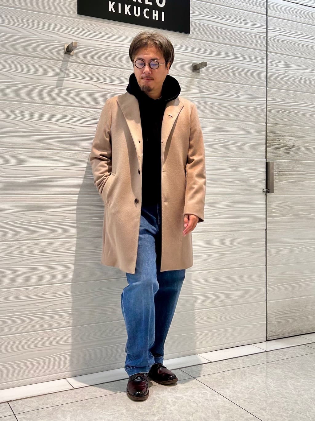 すーさんの「TAKEO KIKUCHI｜【ウールカシミヤブレンド】ビーバー調 スタンドカラー コート」を使ったコーディネート