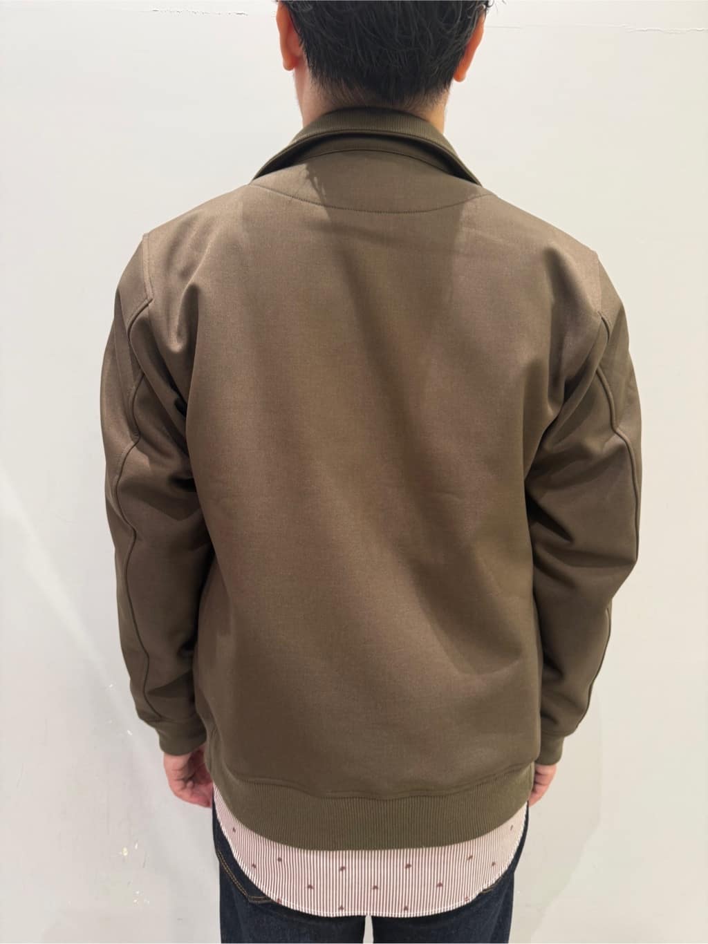 SHOTAさんの「TAKEO KIKUCHI｜ハットモチーフ ジャカード ストライプ シャツ」を使ったコーディネート