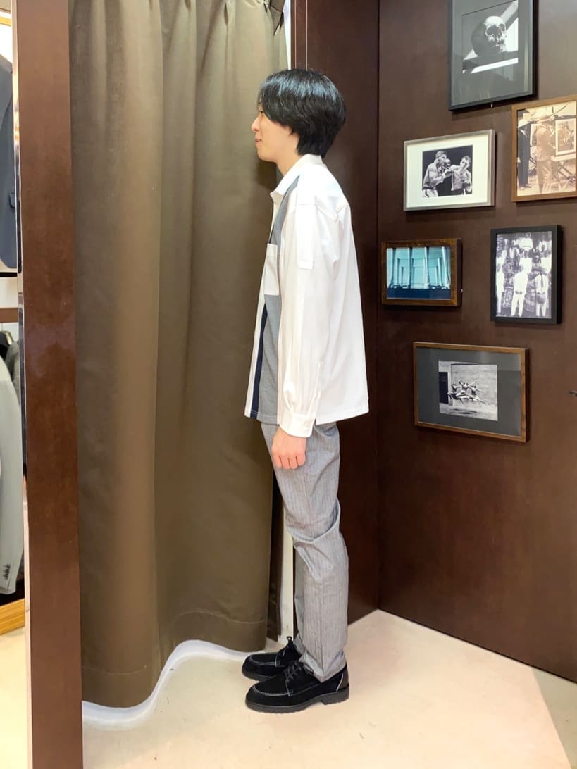 コバヤシさんの「TAKEO KIKUCHI｜【Made in JAPAN】播州織 ヘリンボン ストレート パンツ」を使ったコーディネート