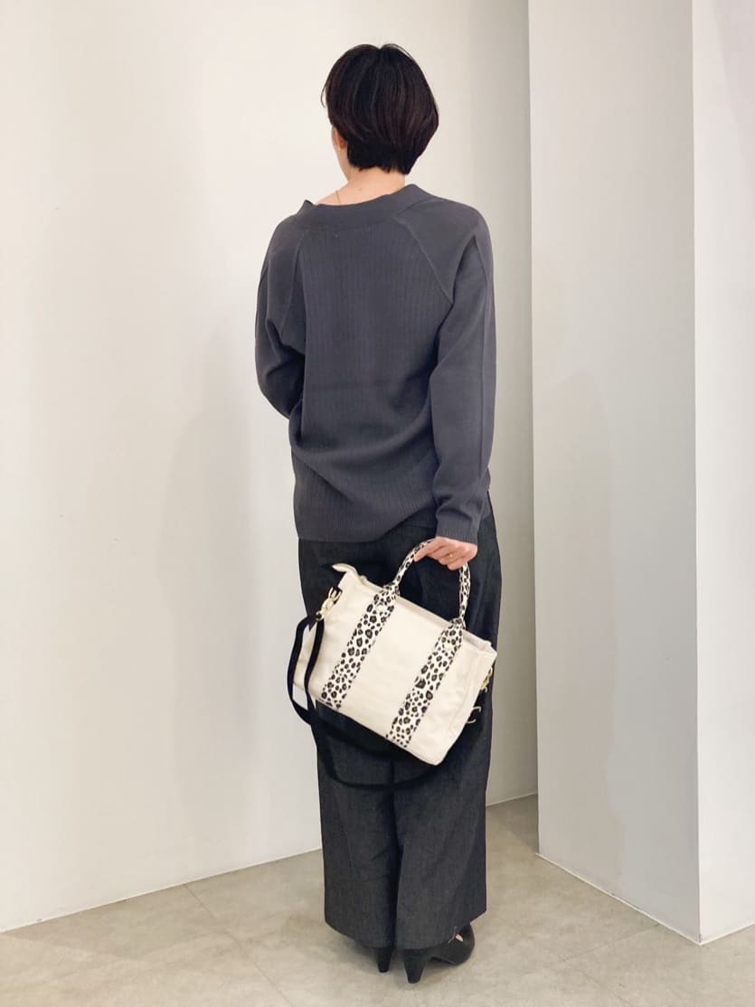 KUROさんの「grove｜【人間工学】つつまれフィットパンプス【入卒対応可】」を使ったコーディネート