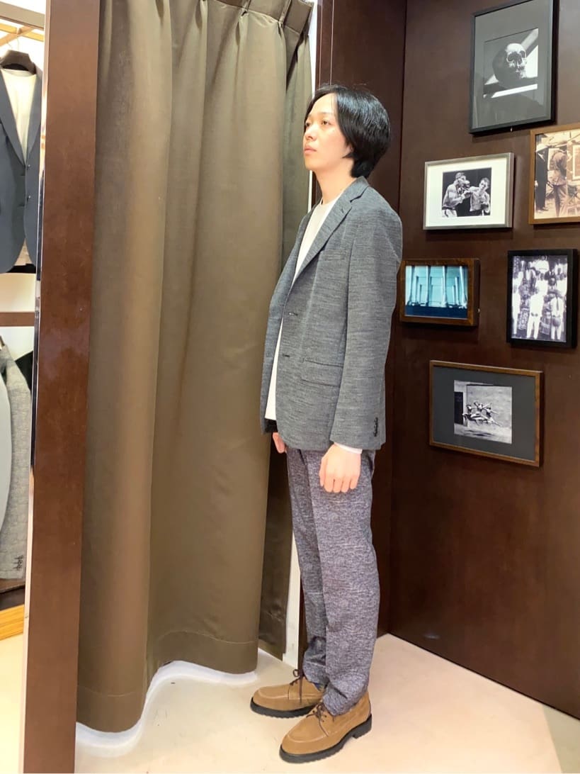 コバヤシさんの「TAKEO KIKUCHI｜【ONOFF対応】TRダブルニット ストレッチパンツ」を使ったコーディネート