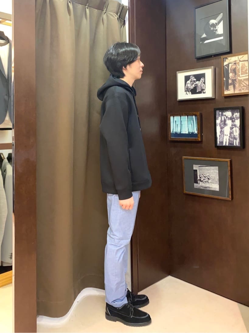 コバヤシさんの「TAKEO KIKUCHI｜【Made in JAPAN】播州織 ヘリンボン ストレート パンツ」を使ったコーディネート
