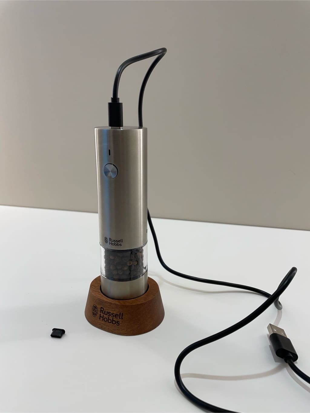 はらちゃんさんの「212 KITCHEN STORE｜充電式ミル ソルト＆ペッパー ミニ ＜Russell Hobbs ラッセルホブス＞」を使ったコーディネート