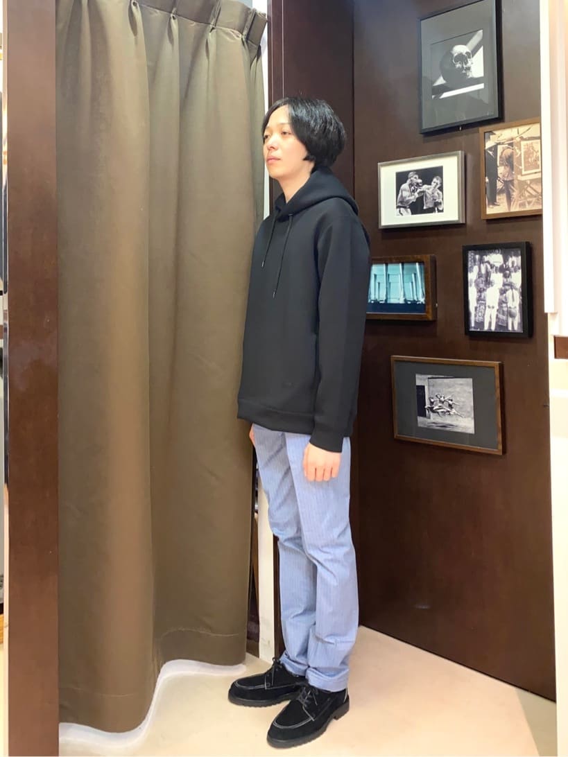 コバヤシさんの「TAKEO KIKUCHI｜【Made in JAPAN】播州織 ヘリンボン ストレート パンツ」を使ったコーディネート