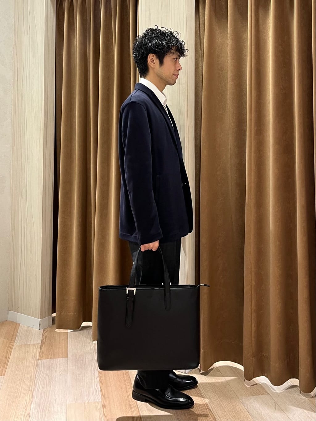 URAさんの「TAKEO KIKUCHI｜コインローファー」を使ったコーディネート