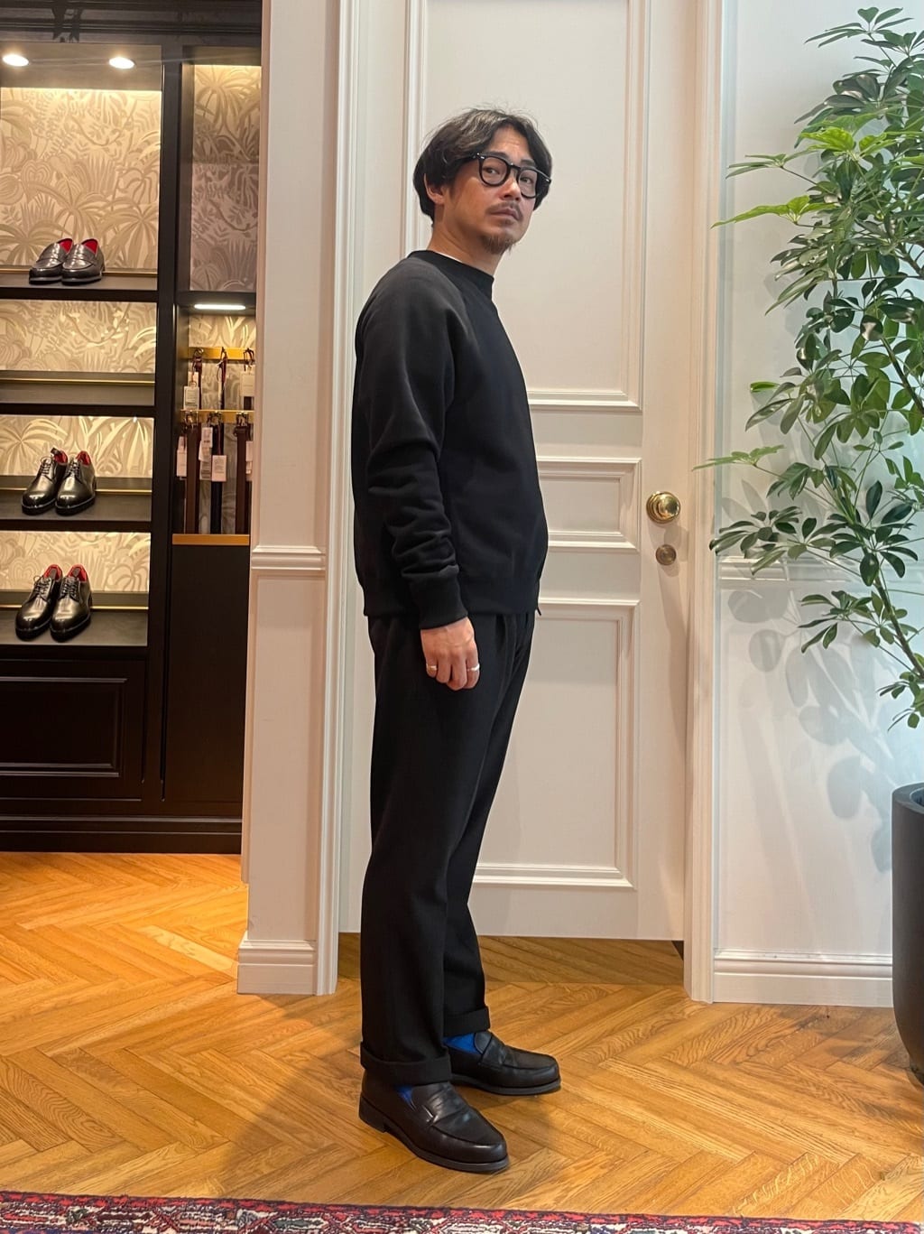 鶴田大士さんの「DRESSTERIOR｜【干場義雅&times;DRESSTERIOR】バックフリース プルオーバー」を使ったコーディネート