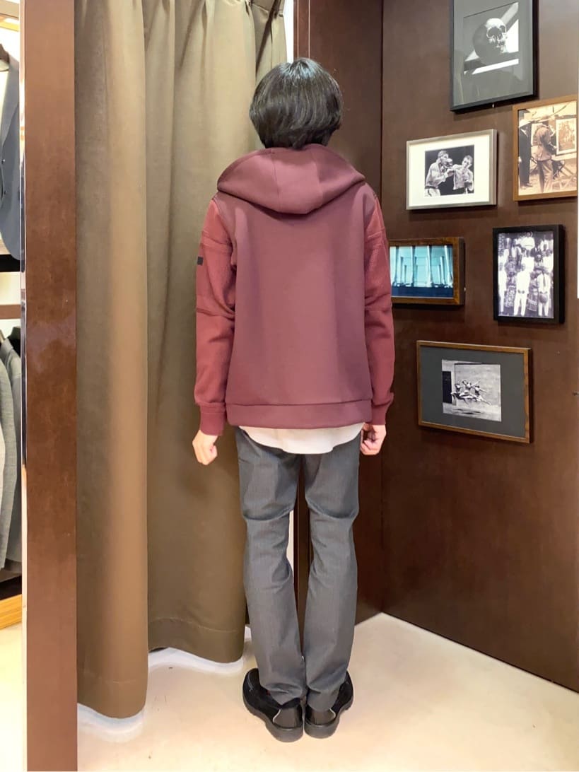 コバヤシさんの「TAKEO KIKUCHI｜【Made in JAPAN】播州織 ヘリンボン ストレート パンツ」を使ったコーディネート