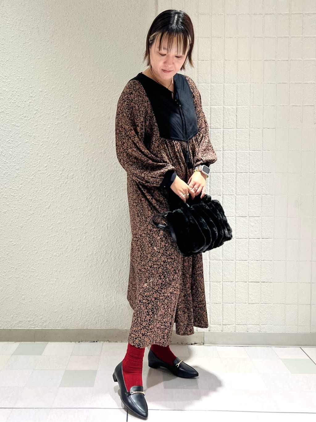 TAKAさんの「ESPERANZA｜2WAY トート ショルダーバッグ ファー」を使ったコーディネート