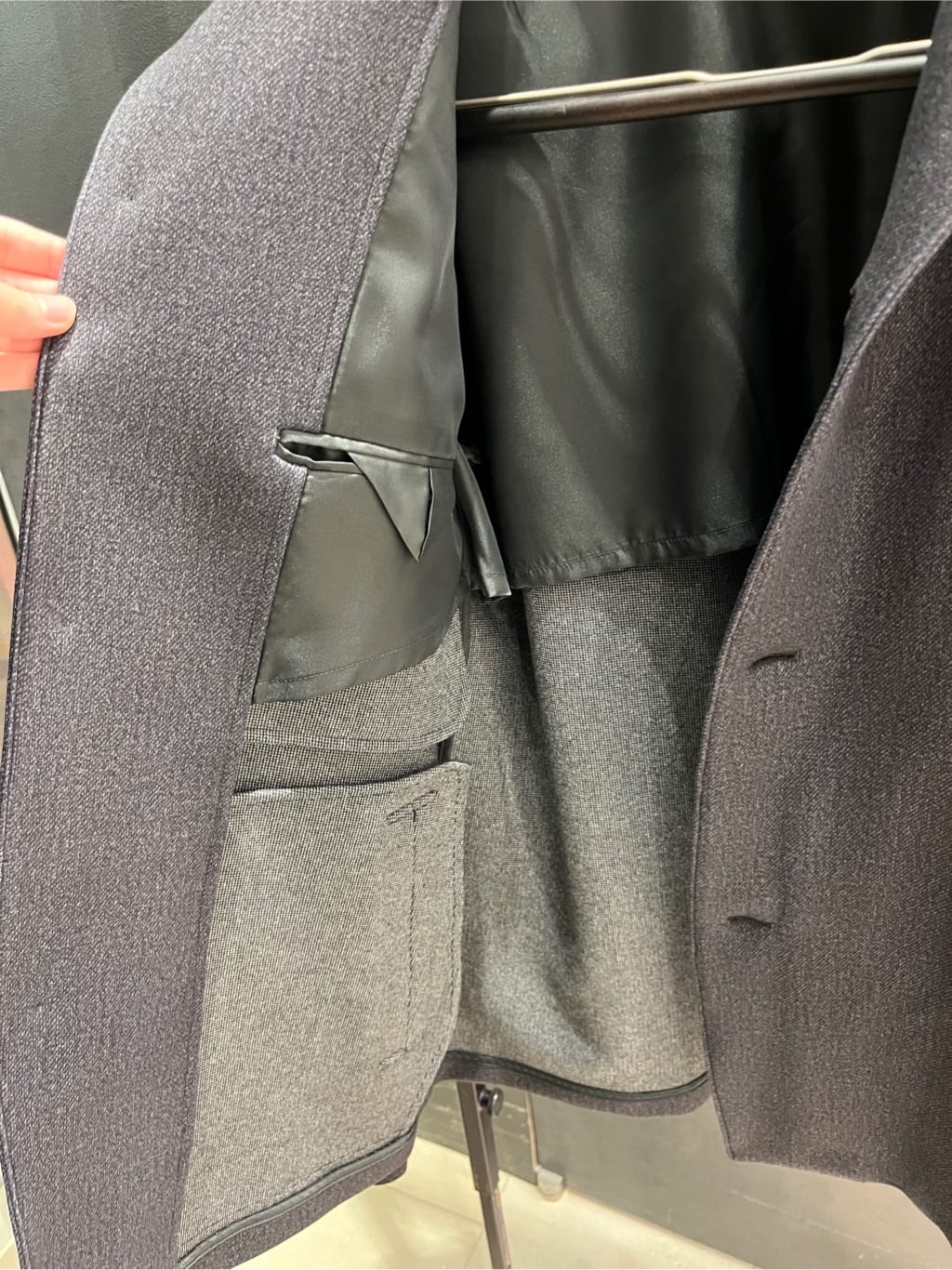 uedaさんの「TAKEO KIKUCHI｜【DOWN FABRIC】ダウンファブリック スタンドカラーブルゾン」を使ったコーディネート