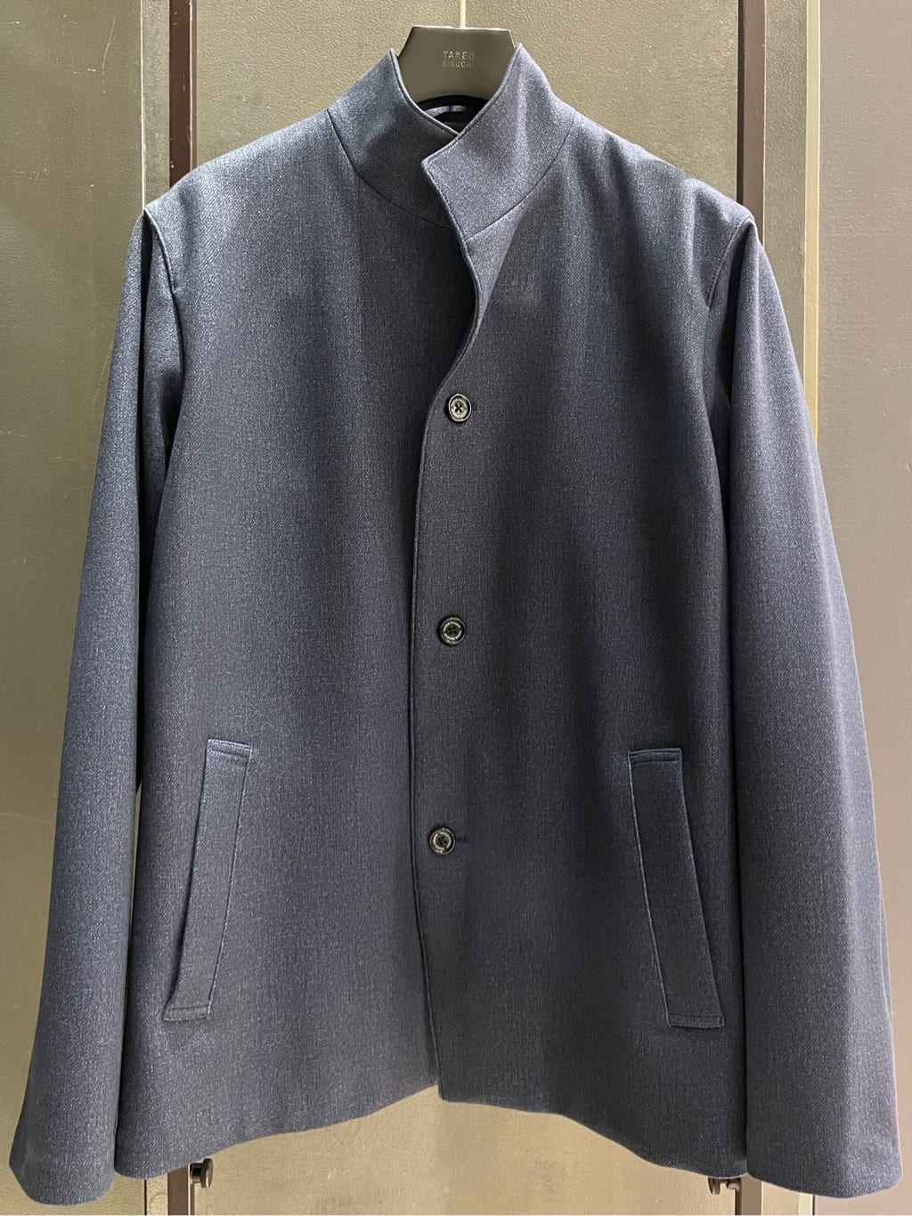 uedaさんの「TAKEO KIKUCHI｜【DOWN FABRIC】ダウンファブリック スタンドカラーブルゾン」を使ったコーディネート