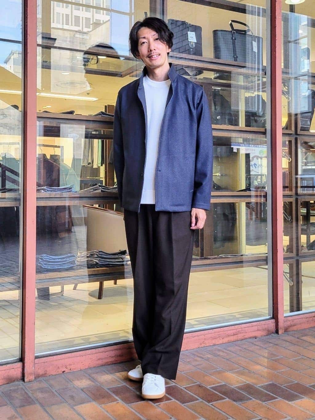 uedaさんの「TAKEO KIKUCHI｜【DOWN FABRIC】ダウンファブリック スタンドカラーブルゾン」を使ったコーディネート