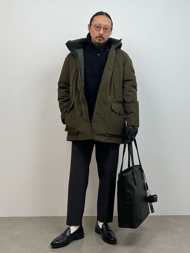 川口(髭長髪)さんの「TAKEO KIKUCHI｜コインローファー」を使ったコーディネート