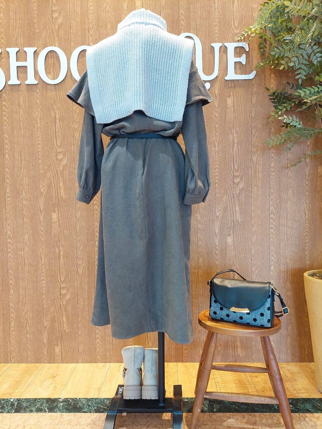 MARIEさんの「SHOO･LA･RUE｜」を使ったコーディネート
