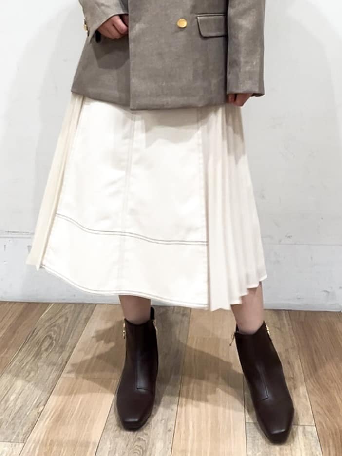 山さんさんの「grove｜グローブ人気のスカート！デニムサイドプリーツスカート」を使ったコーディネート