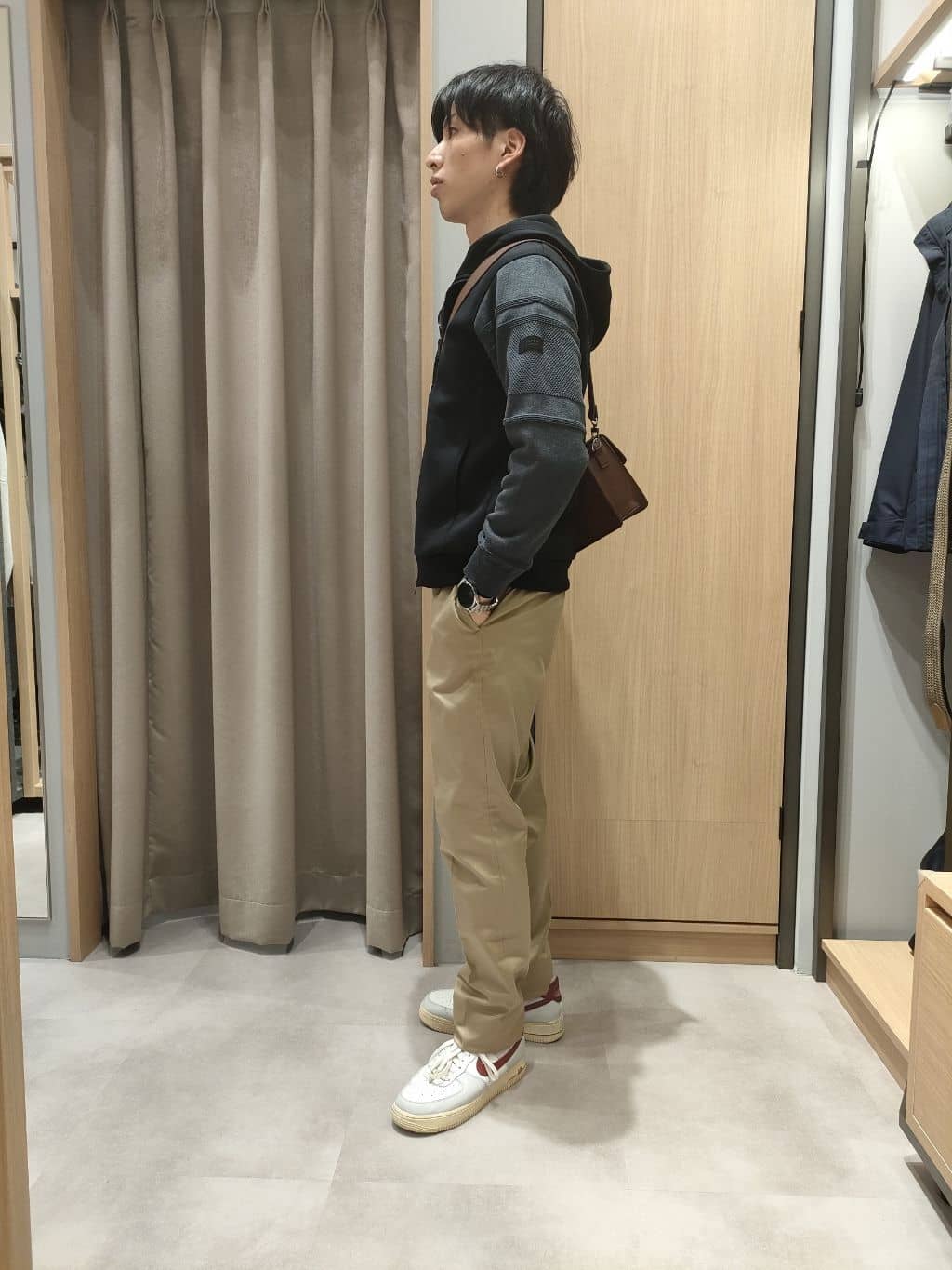 nobuさんの「TAKEO KIKUCHI｜【オフィスカジュアル対応】ドレス チノパンツ」を使ったコーディネート