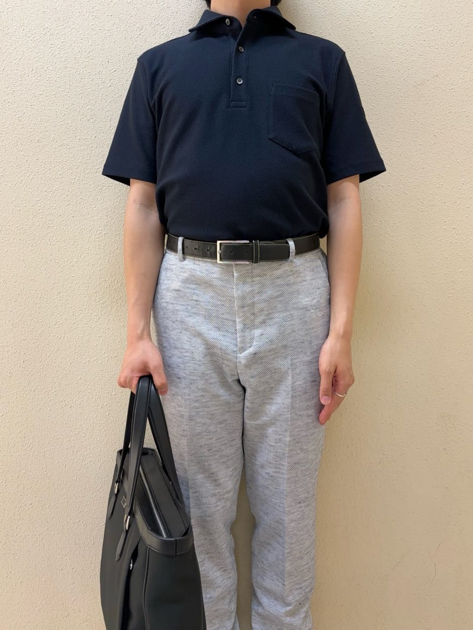 及川さんの「TAKEO KIKUCHI｜【尾州織】リネンブレンド メッシュパンツ」を使ったコーディネート