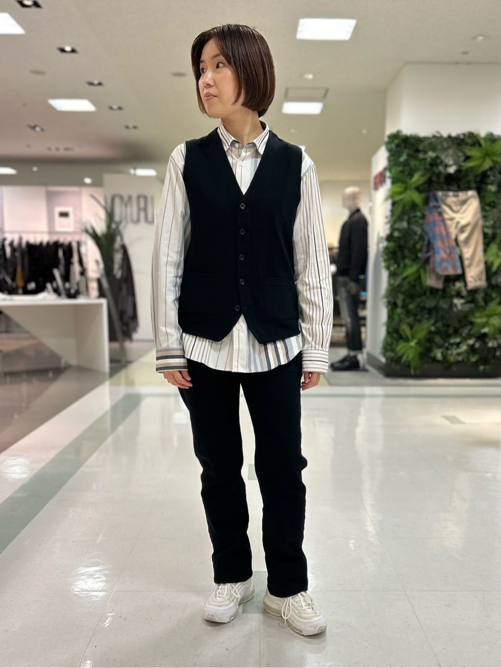 みかさんの「TAKEO KIKUCHI｜【Sサイズ～】ストレッチ デニム パンツ」を使ったコーディネート
