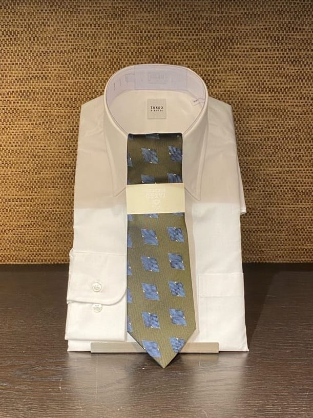 かわぴーさんの「TAKEO KIKUCHI｜【Made in JAPAN】ブロード レギュラーカラー ドレスシャツ」を使ったコーディネート
