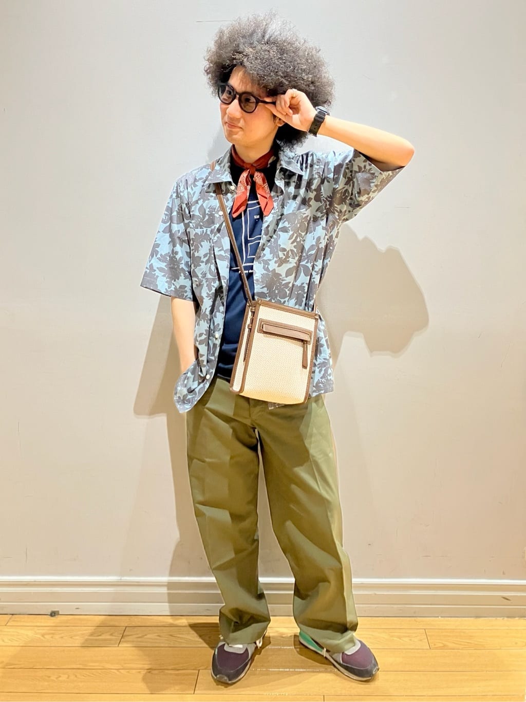 MATSUさんの「TAKEO KIKUCHI｜ボーラーハット ハンドペイントライク バンダナ」を使ったコーディネート