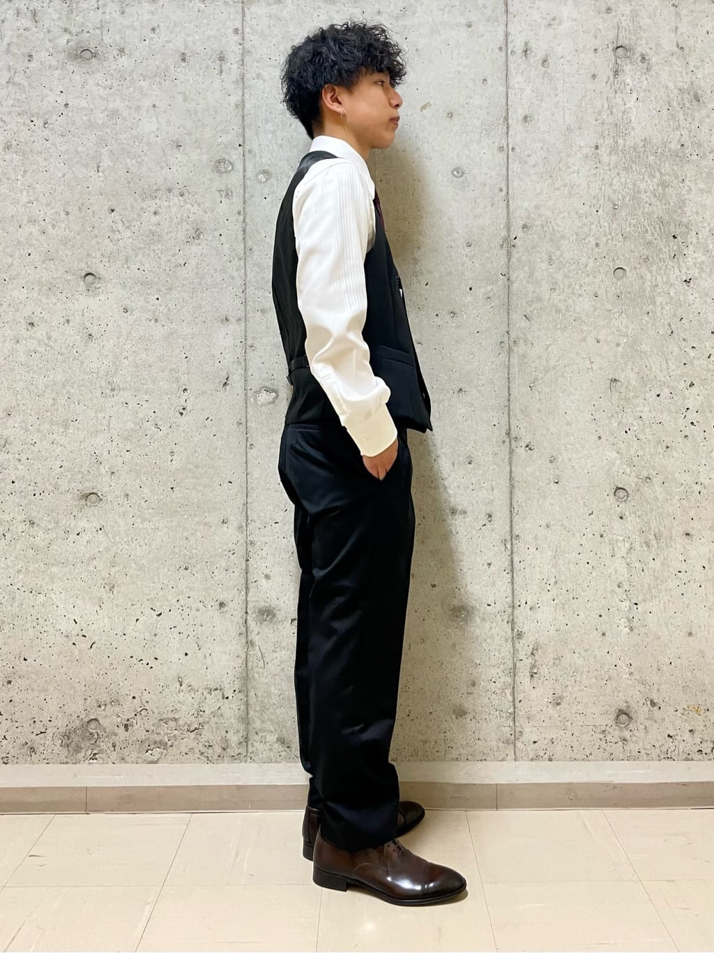 すずきさんの「TAKEO KIKUCHI｜【Made in JAPAN】ドビーストライプ ドレス シャツ」を使ったコーディネート